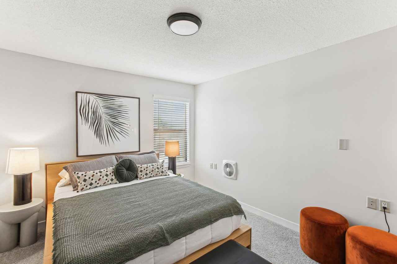 200 Webster - Photo 7 of 50