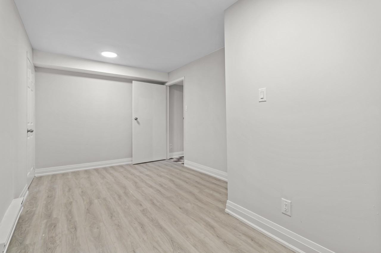 115 Trowell Avenue - Photo 10