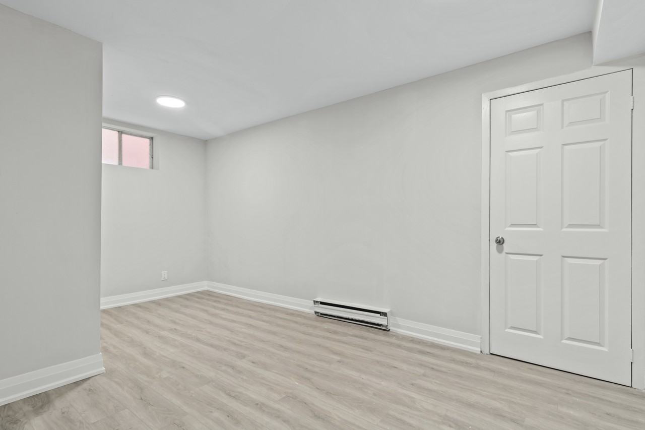 115 Trowell Avenue - Photo 13