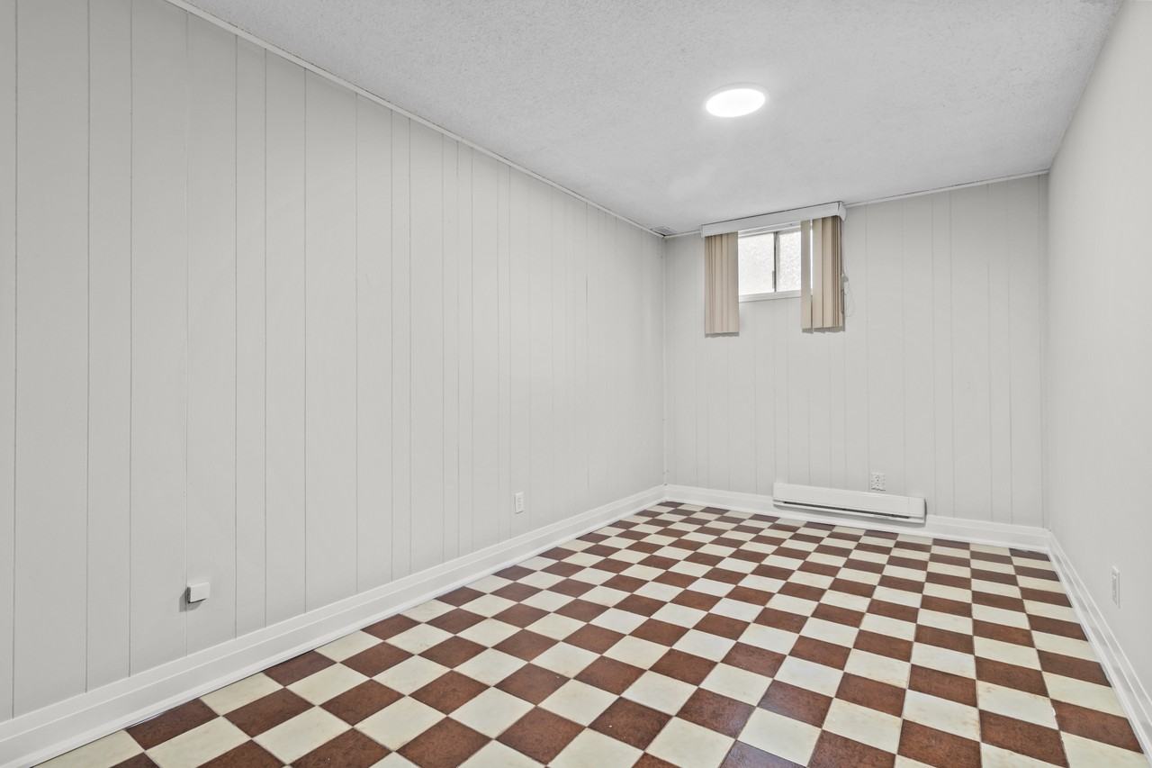 115 Trowell Avenue - Photo 15