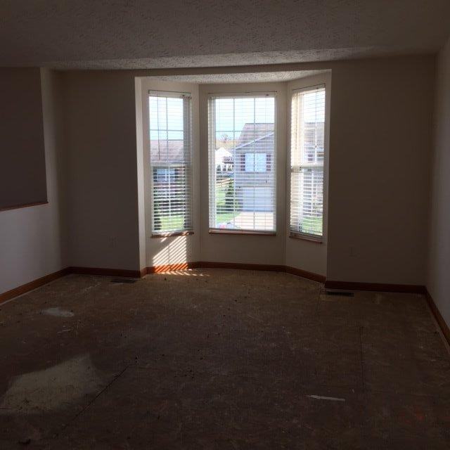 168 Squirrel Ct - Photo 2 of 11