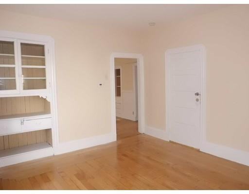 311 S Broadway #2ndFL - Photo 3 of 14