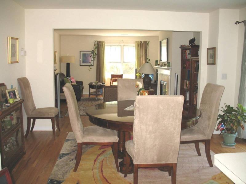 111 Summit Ave - Photo 3 of 12