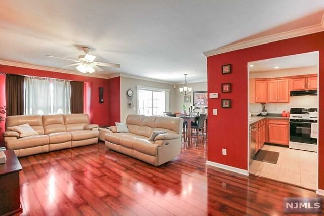 74 Mountainside Dr - Photo 2 of 25