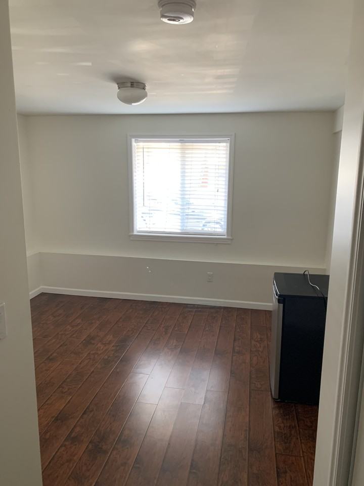 282 Saint Catherine Dr #A - Photo 2 of 4