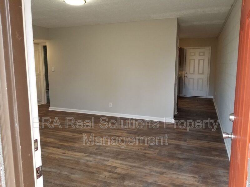 918 Rarig Ave #A - Photo 2 of 17