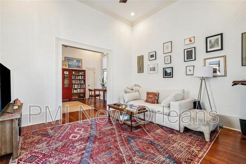 3824 Dauphine St - Photo 3 of 13