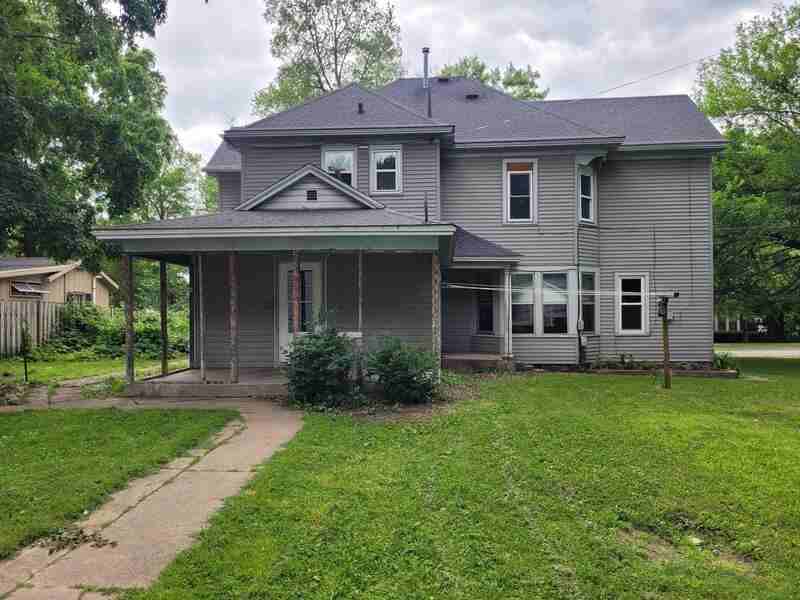 206 N State St - Photo 3 of 27