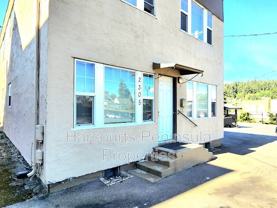 2305 6th St #A - Photo 1 of 1