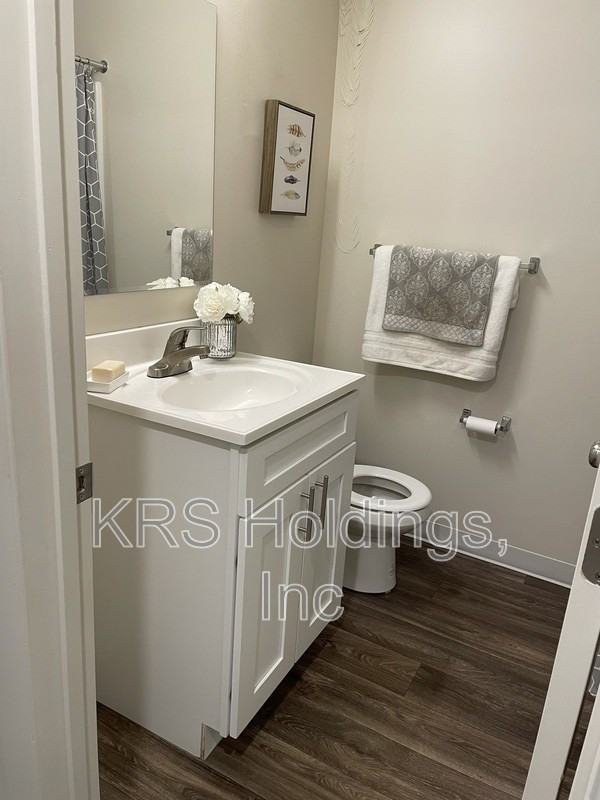 1121 Stainback St #5202 - Photo 5 of 8