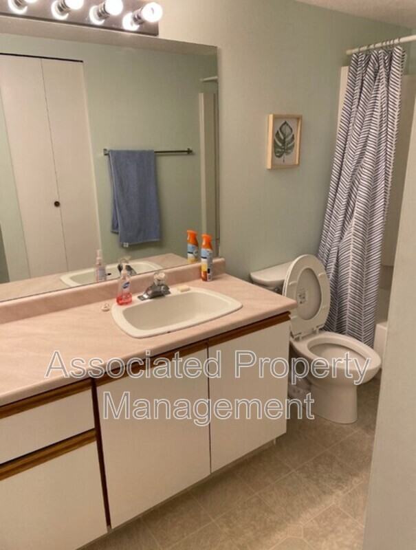 2025 Baron Rd - Photo 2 of 7