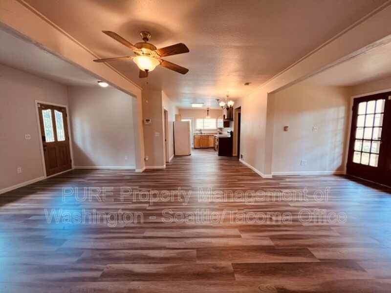 14825 W Thorne Ln Sw #3 - Photo 3 of 22