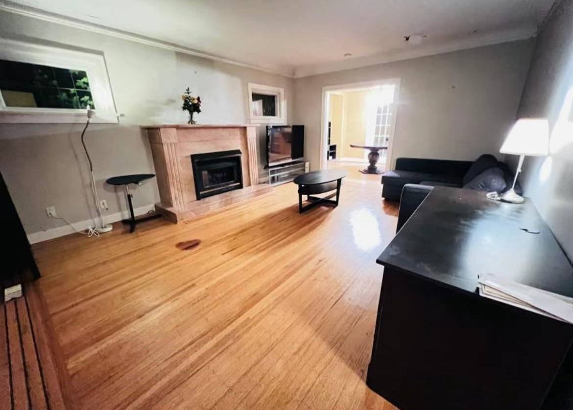 3905 West 35th Avenue - Photo 2 of 7