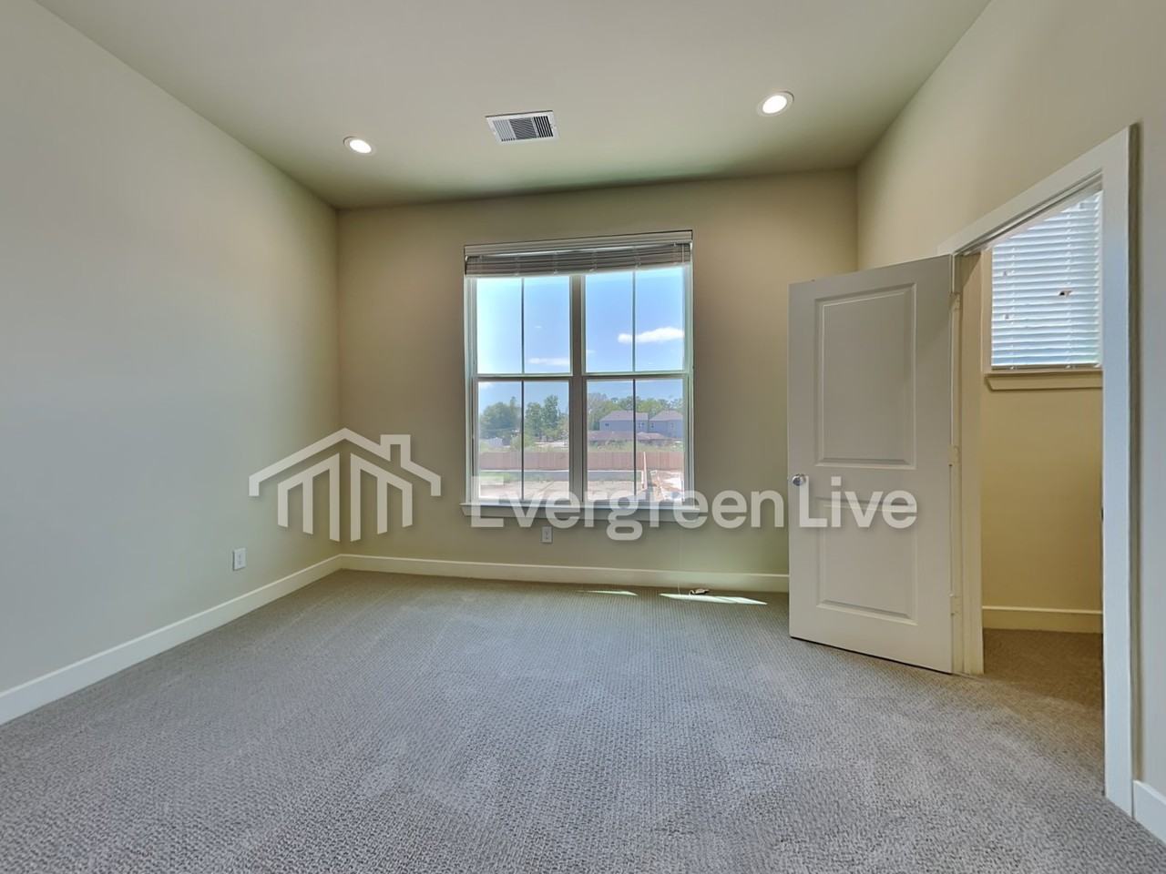 5742 Quinn Landing Ln - Photo 7 of 16