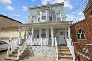 863 Martin St - Photo 1 of 1