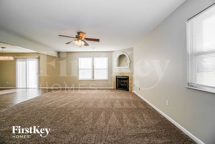 1070 Goldeneye Dr - Photo 3 of 15