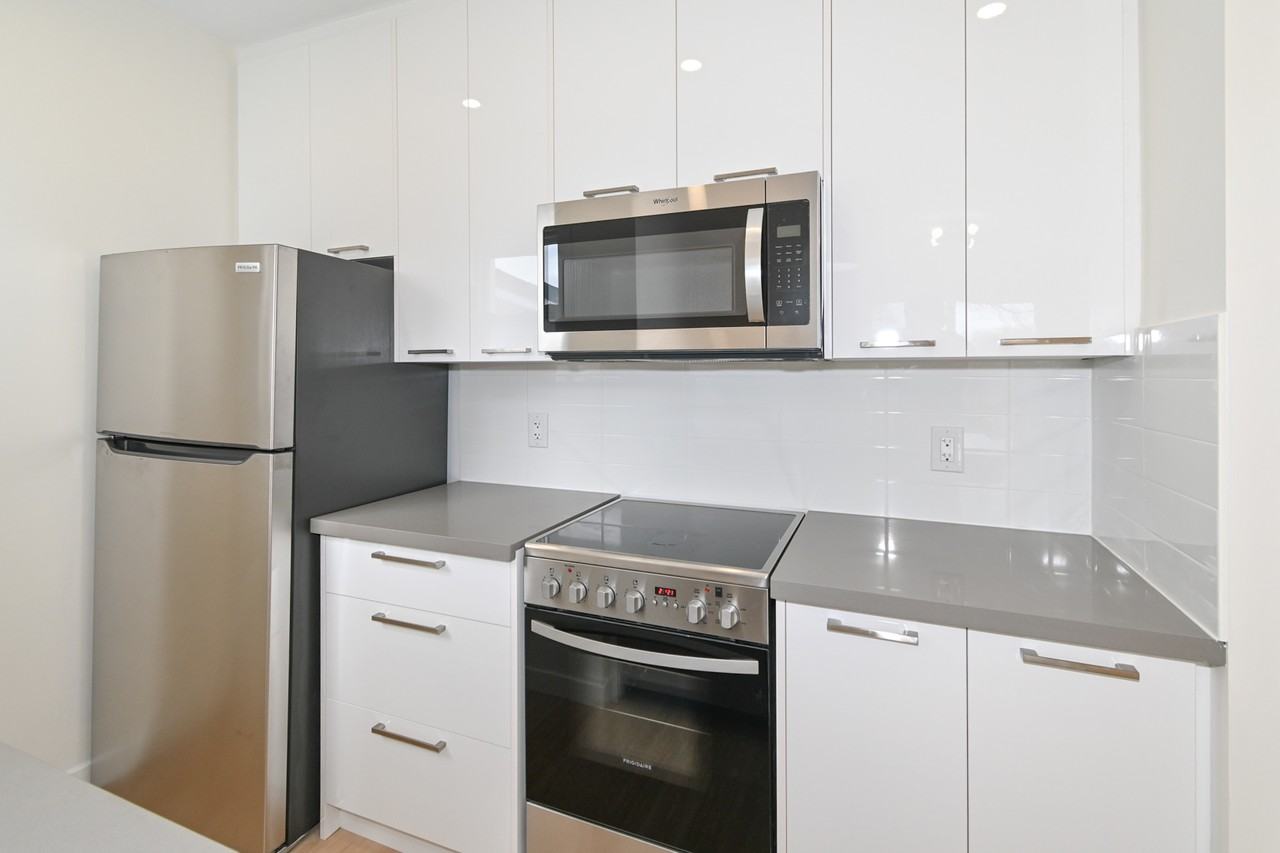 113 Woodbine Avenue #2 - Photo 4 of 17