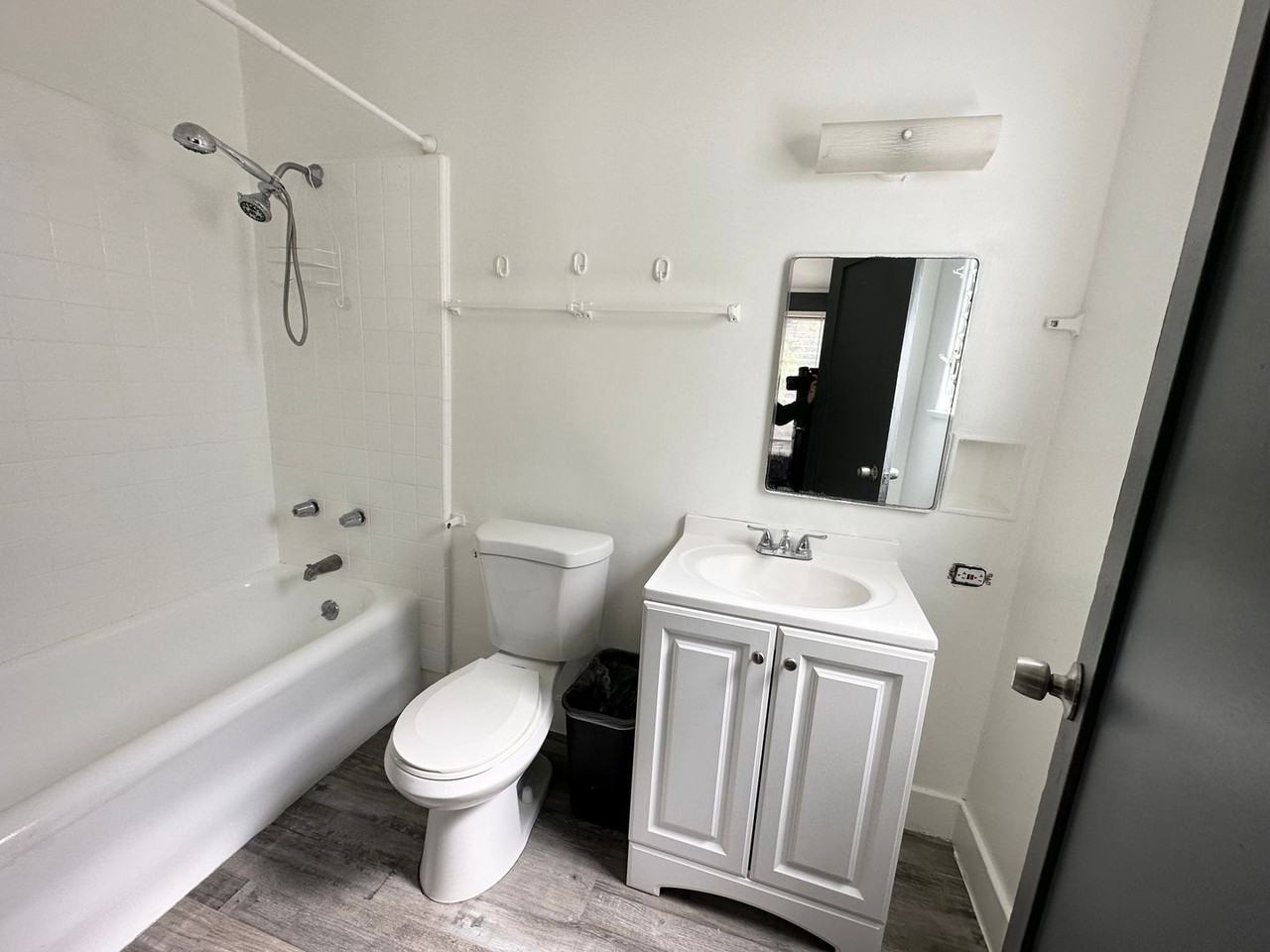 832 Hilgard Westwood Hall - Photo 6 of 26