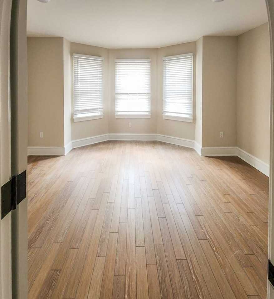 226 W 9th Master Tenant - Photo 2 of 7