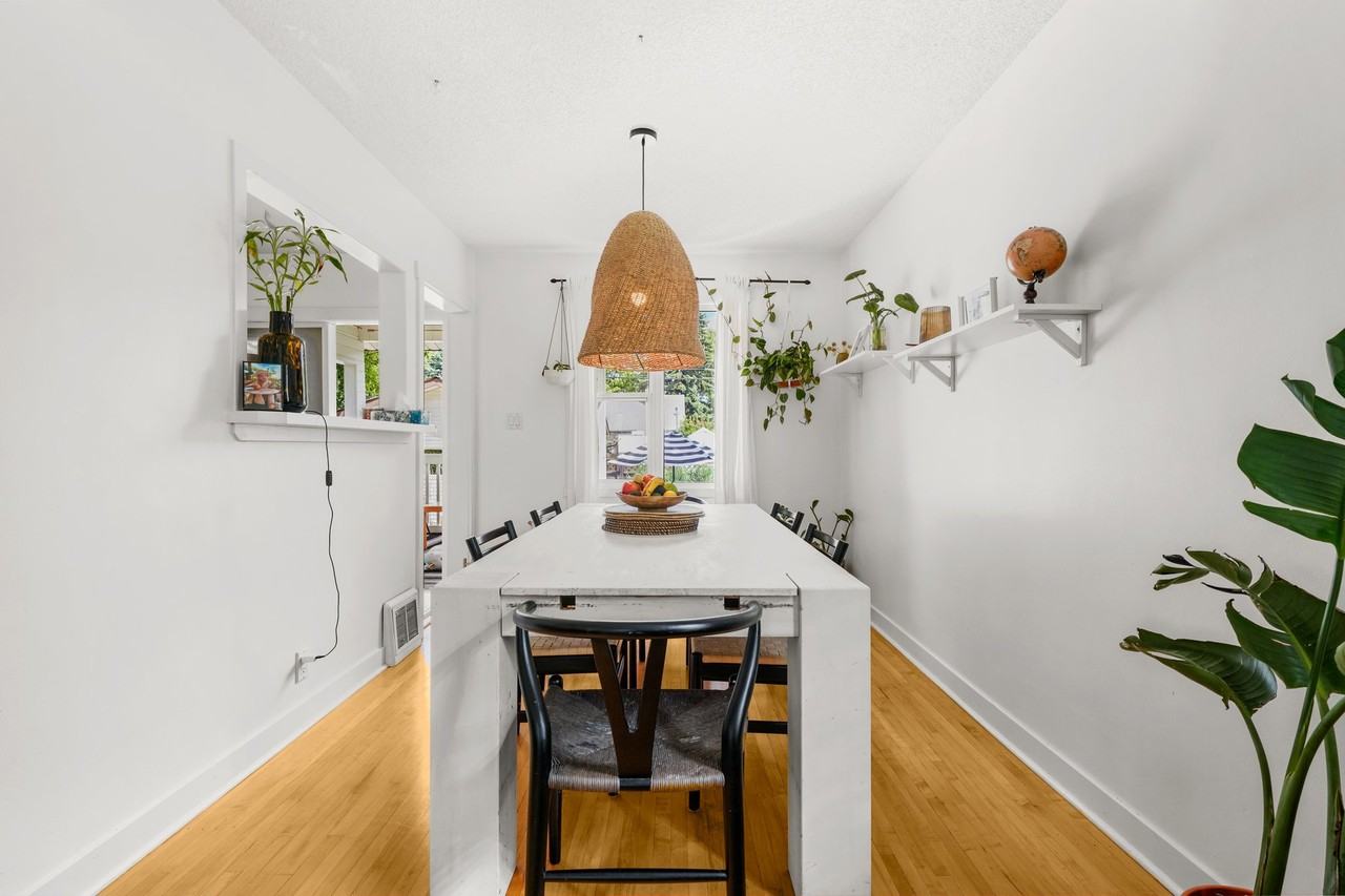 11315 58 St Nw #1 - Photo 2 of 40