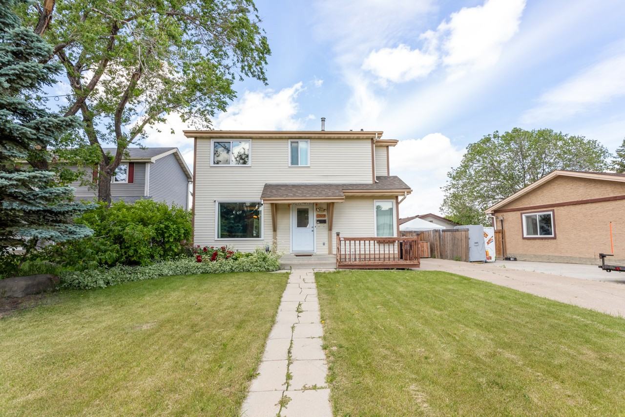 1329 39 St Nw #1 - Photo 2 of 34