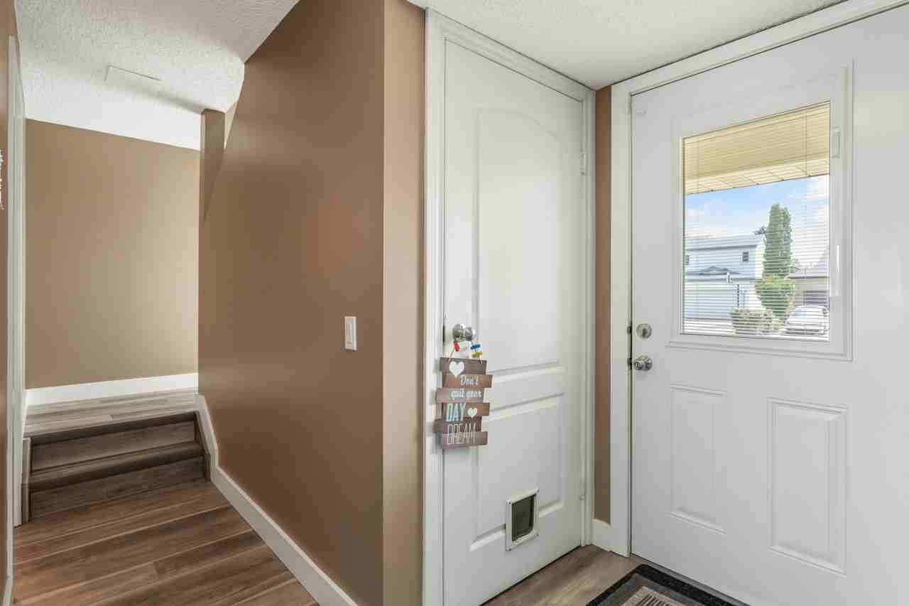 1329 39 St Nw #1 - Photo 3 of 34