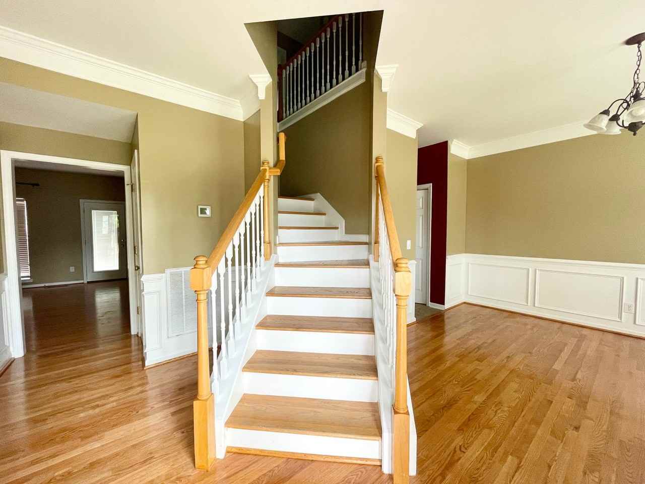 1128 Walden Place Drive - Photo 2 of 24