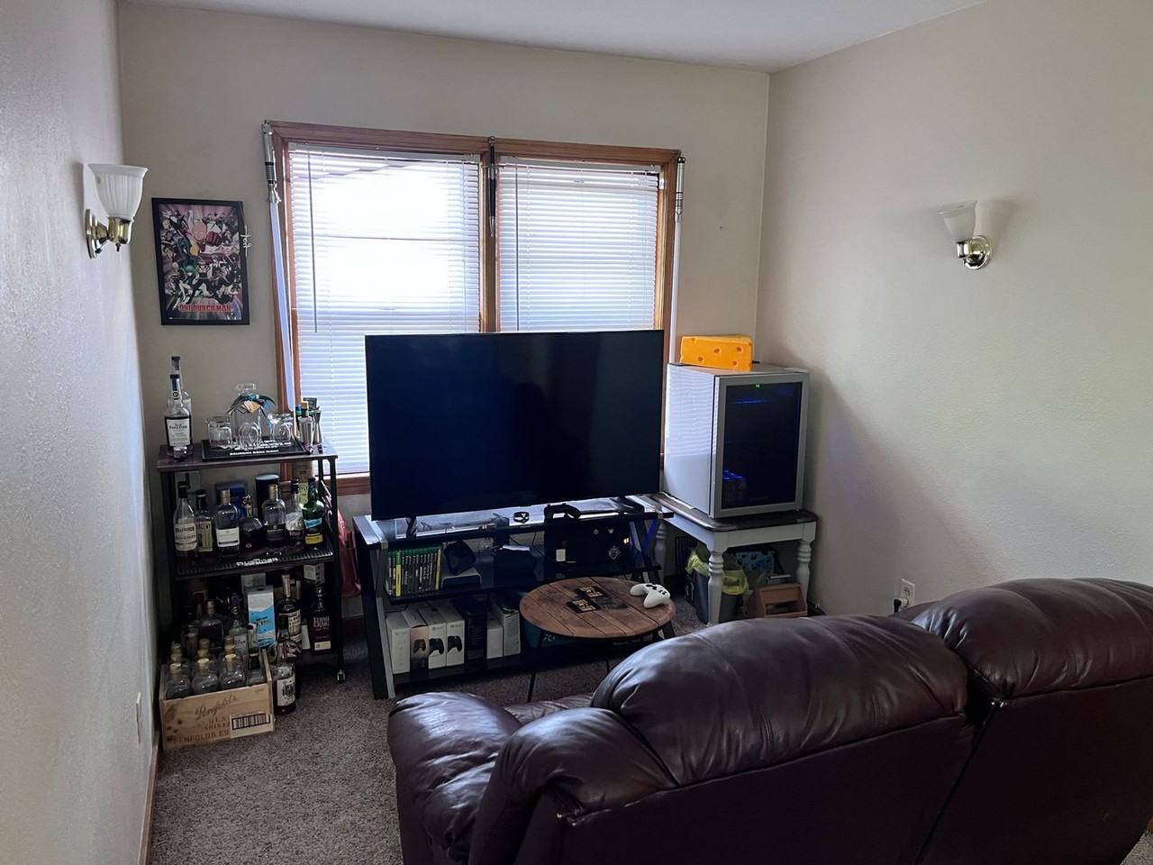 710 Fleming Ave - Photo 3 of 10