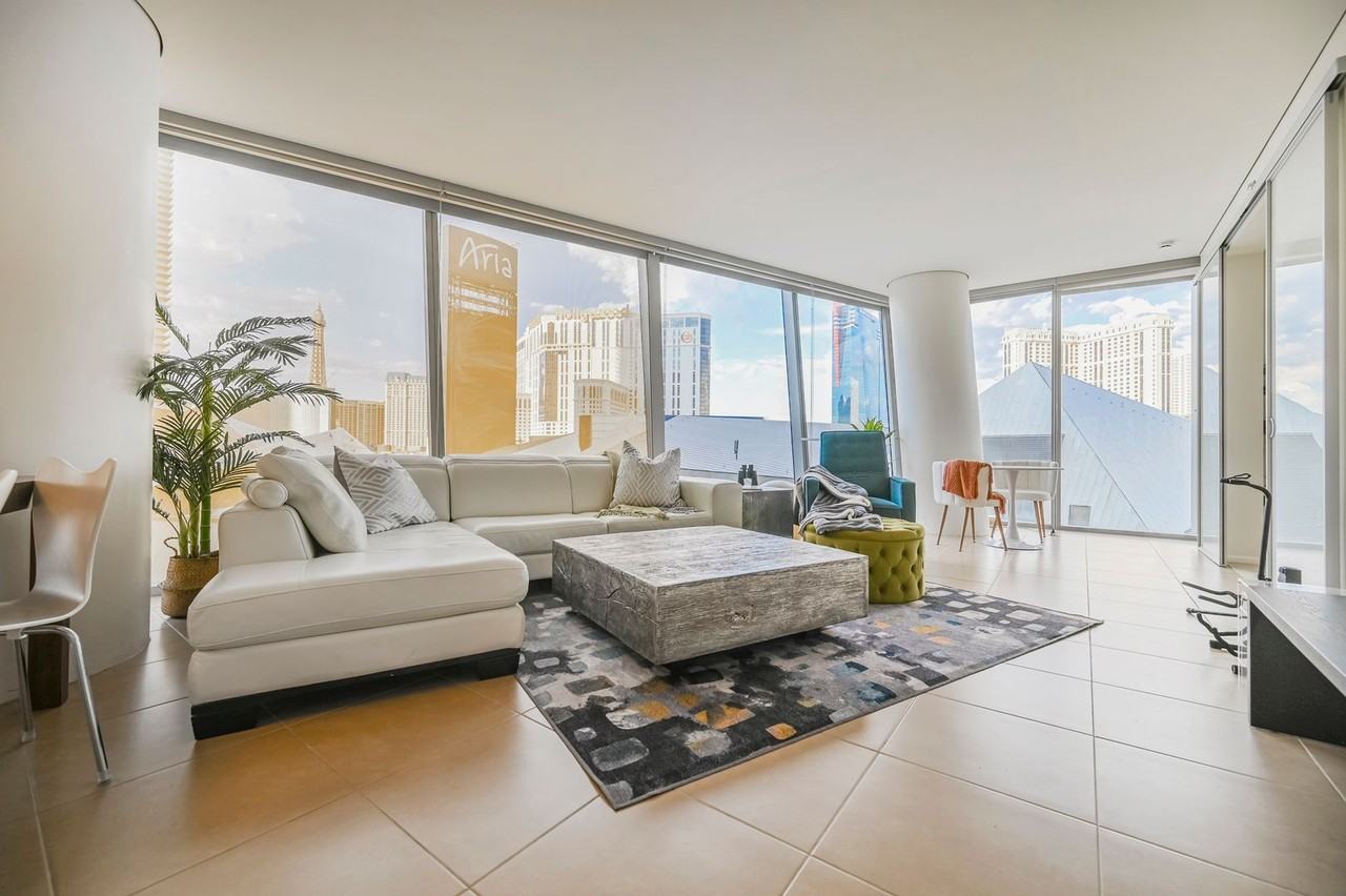 3722 Las Vegas Blvd S #306