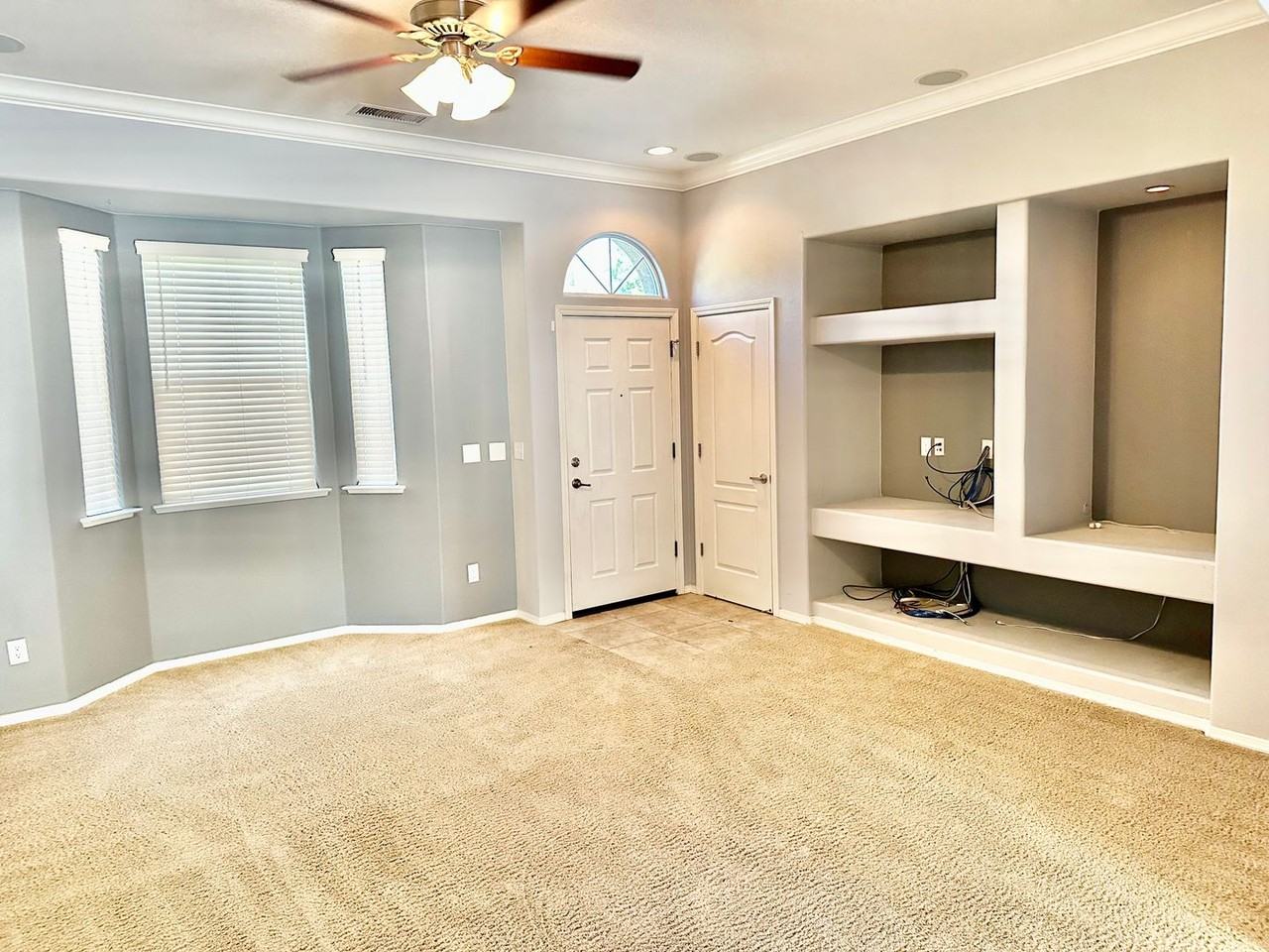 4048 W Apple Tree Ln - Photo 2 of 22