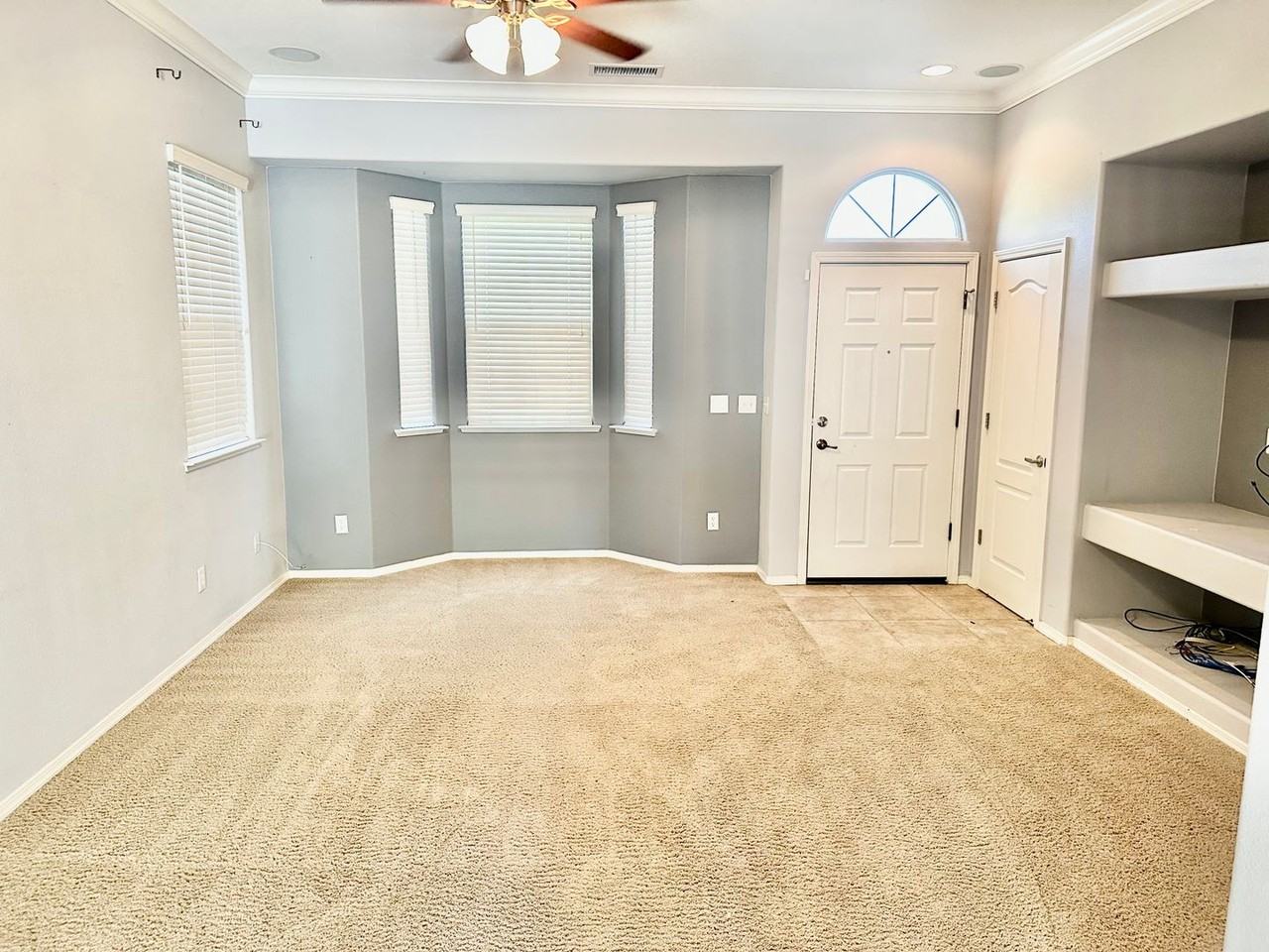 4048 W Apple Tree Ln - Photo 3 of 22