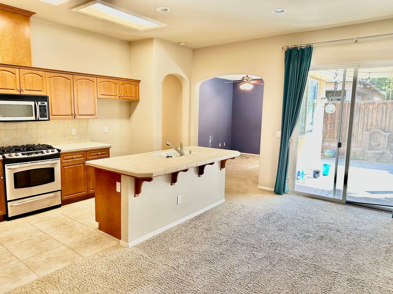 4048 W Apple Tree Ln - Photo 6 of 22