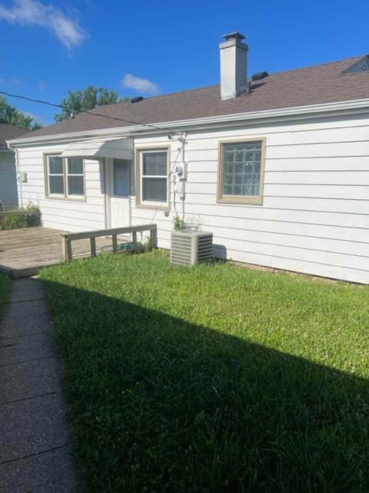 2628 Hobson Rd - Photo 2 of 11