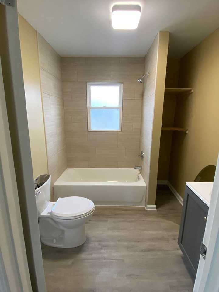 1245 Butler St - Photo 3 of 7