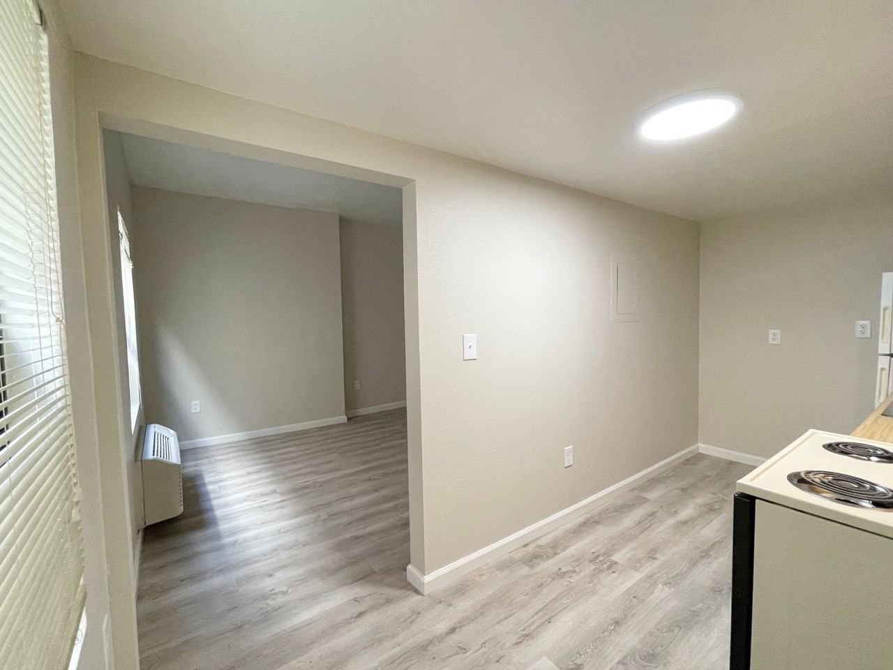 1415 G Street - Photo 7 of 16