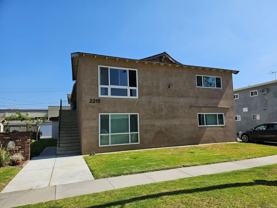 ANW2215 - Photo 1 of 1