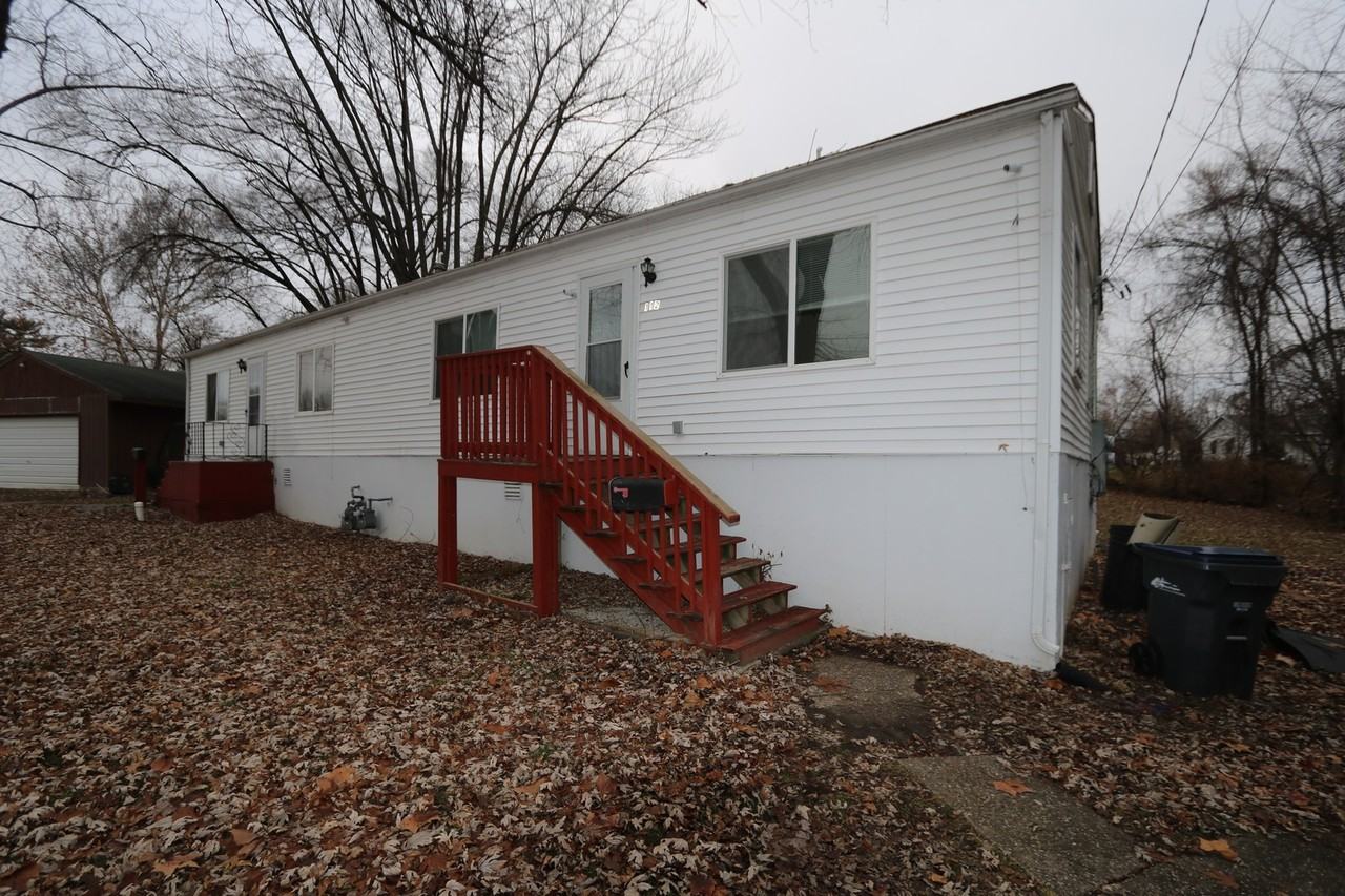 110, 112 Argyle Ct., Burlington, IA 52601 - Photo 2 of 20