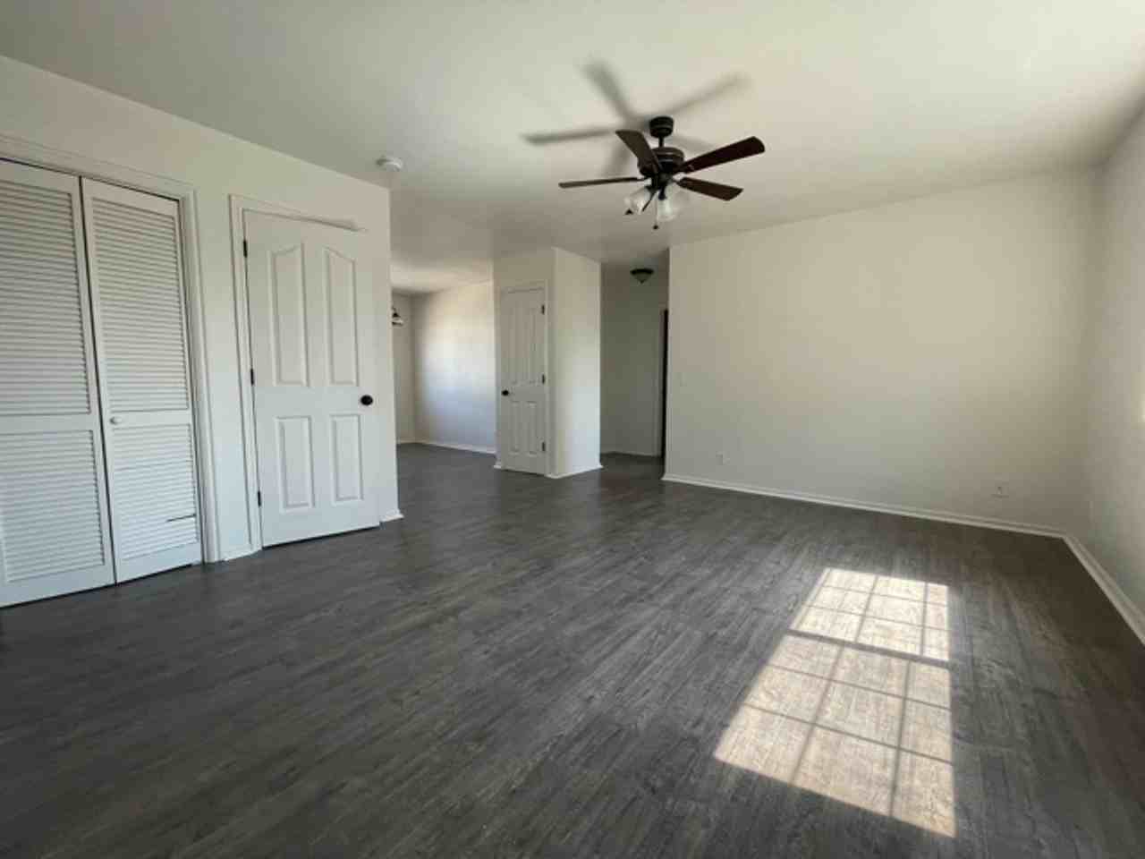 1354 N 625 W - Photo 3 of 15