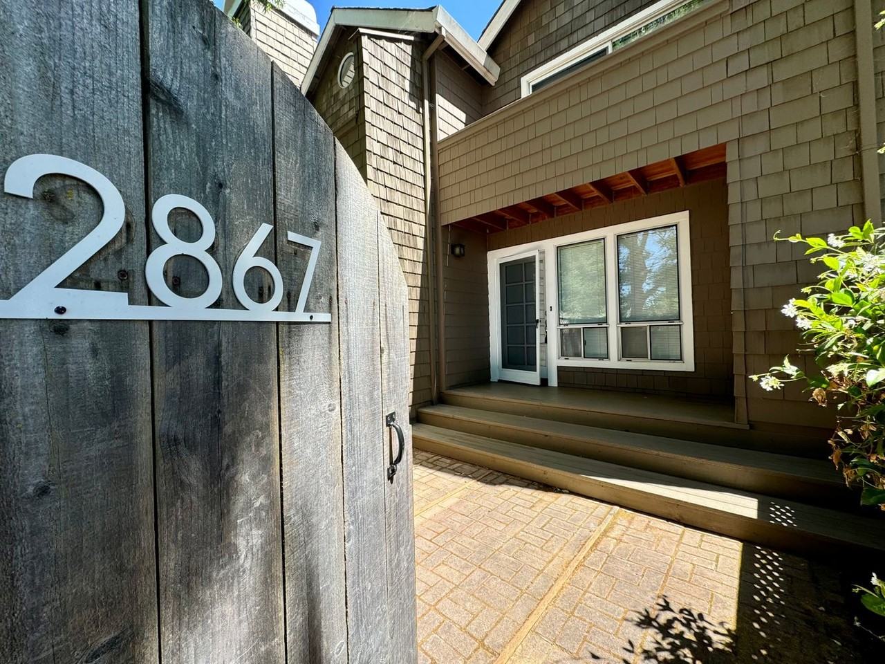 2867 La Homa Ct - Photo 2 of 19