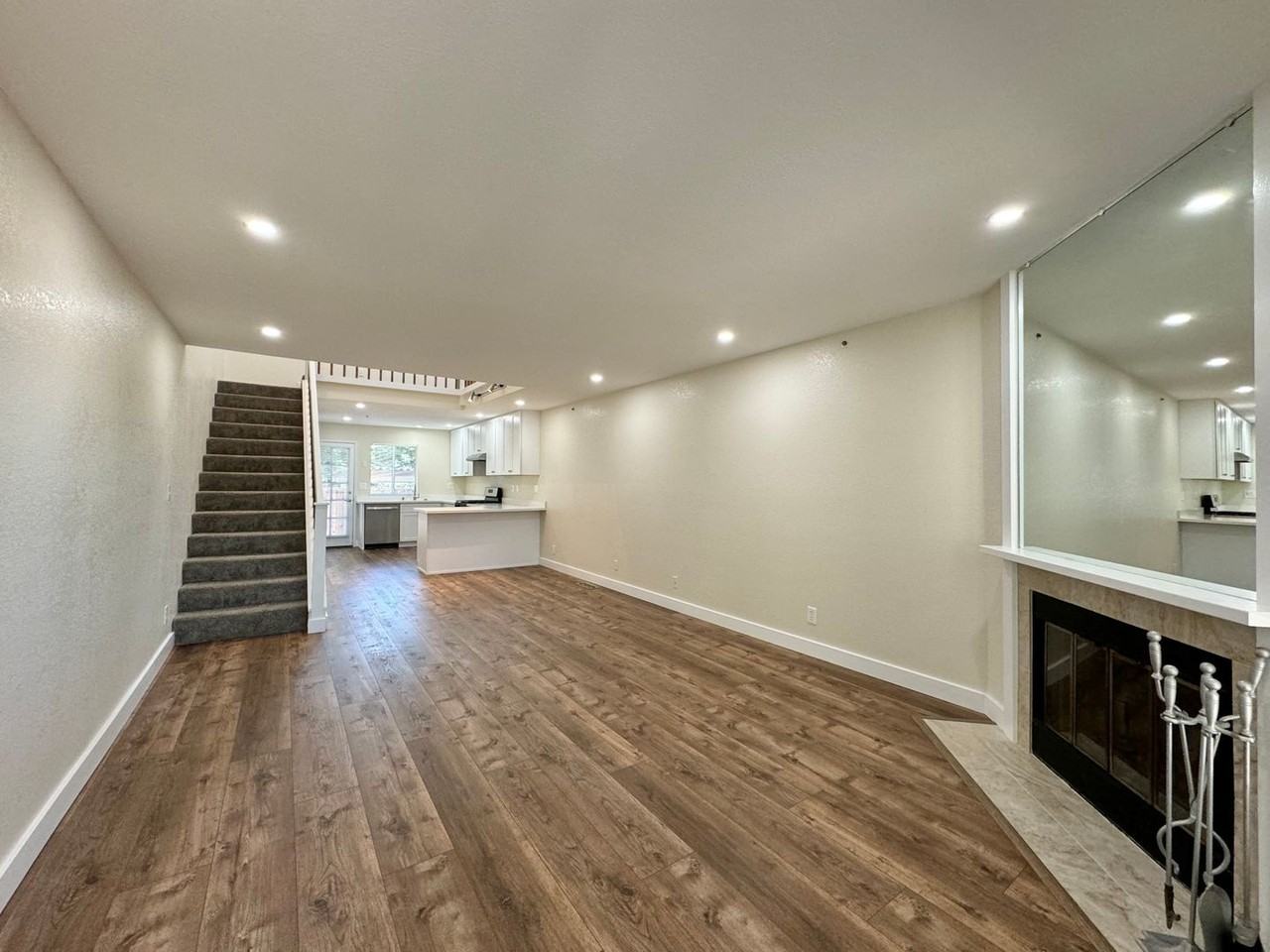 2867 La Homa Ct - Photo 3 of 19