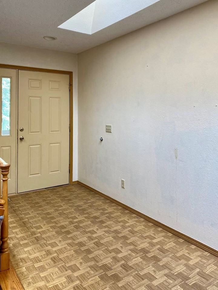 890 N Strawberry Rd - Photo 2 of 12