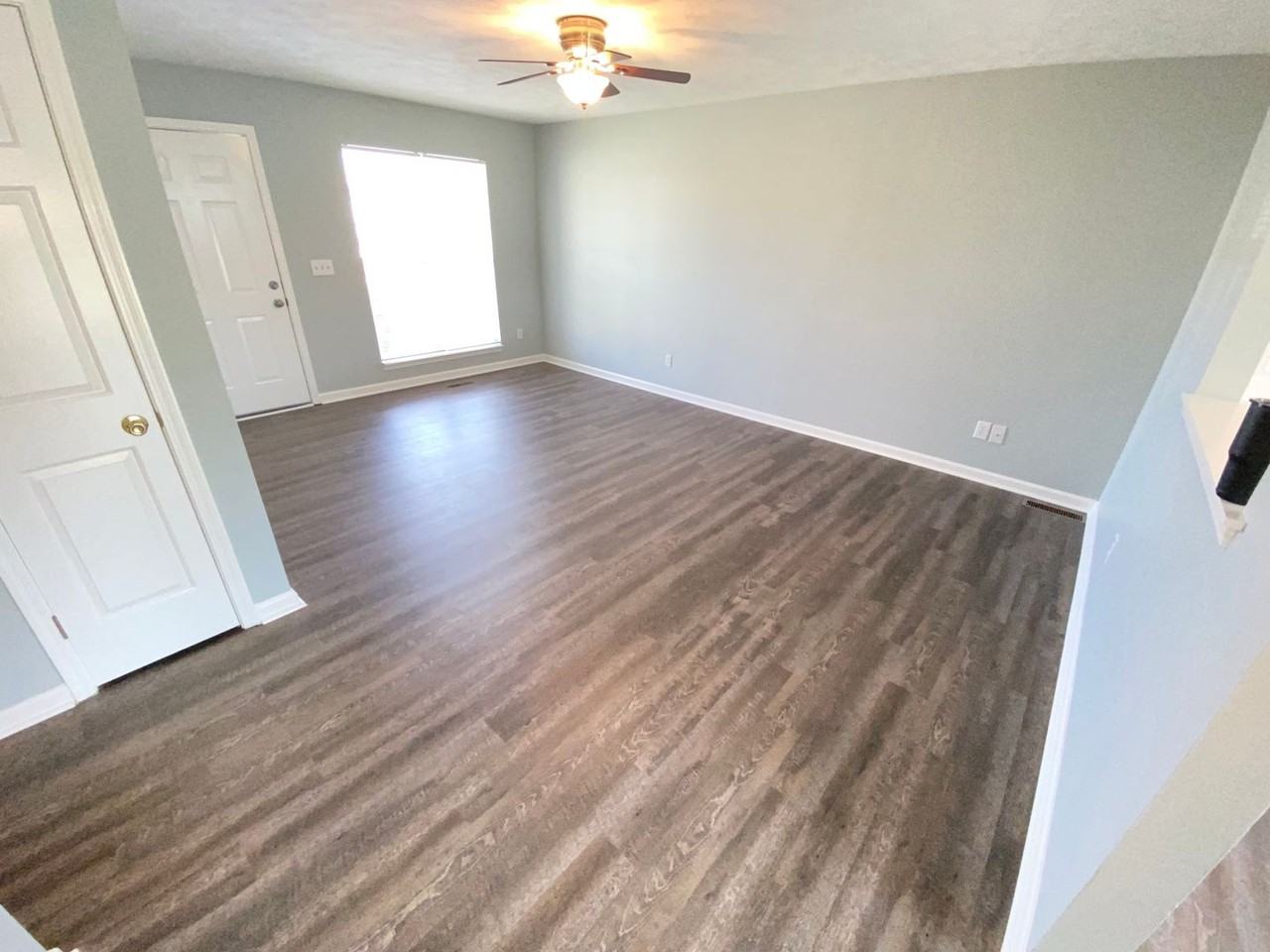 1320 Stroud Dr - Photo 6 of 13