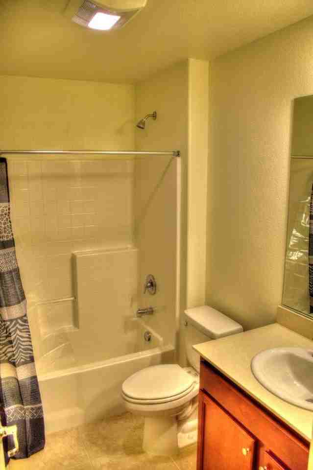 117 Solomon Rd - Photo 3 of 12