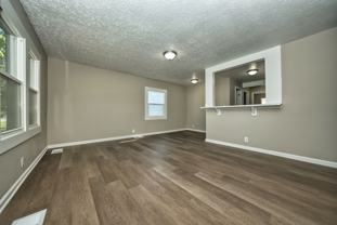 1722 N Euclid Ave - Photo 1 of 1