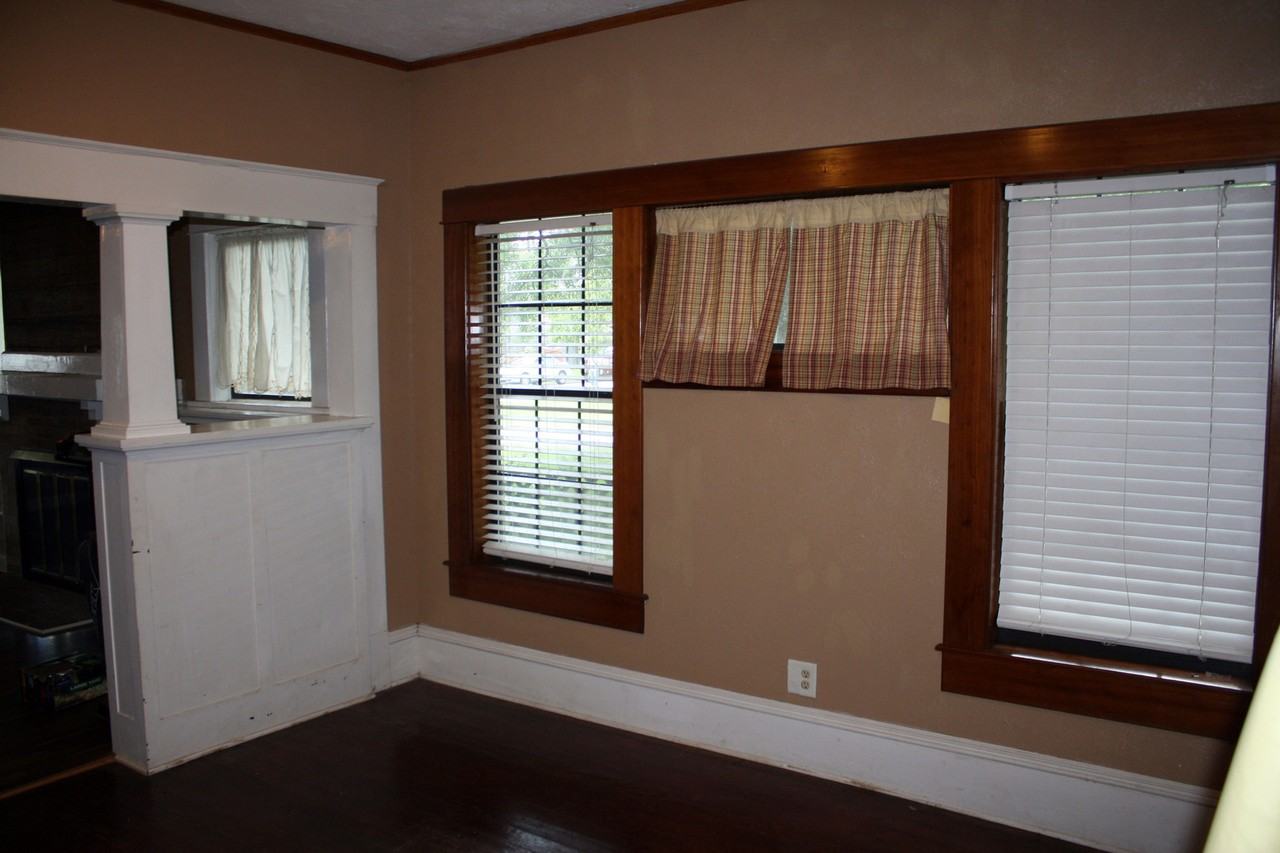 301 Highlands St - Photo 7 of 12