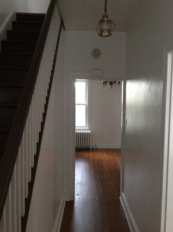 215 W College Ave - Photo 3 of 9