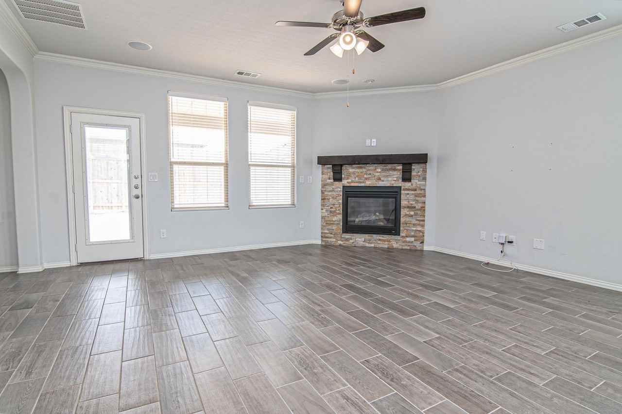 2312 Sage Brush Rd - Photo 2 of 29