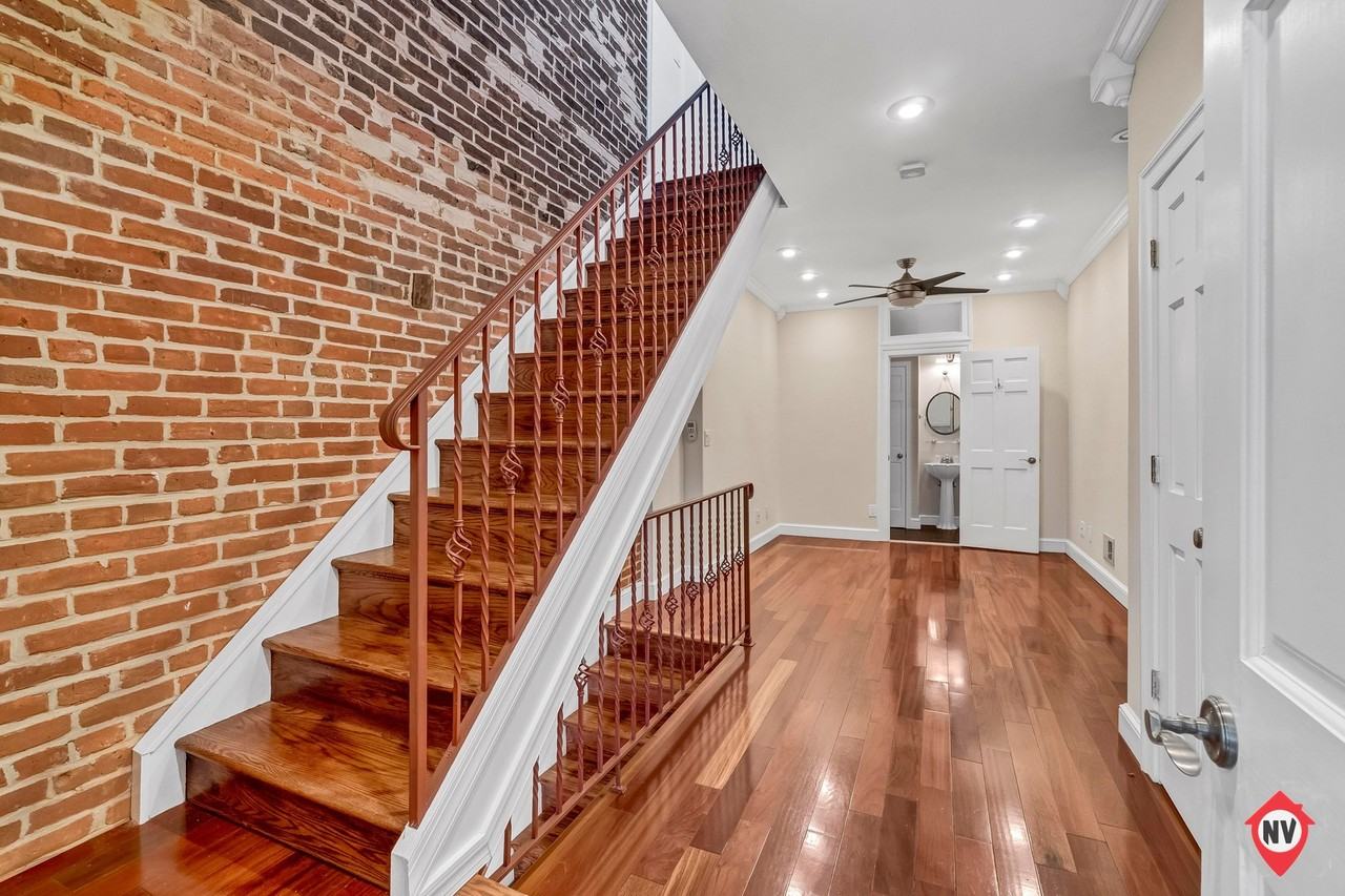 705 Van Lill St - Photo 6 of 16