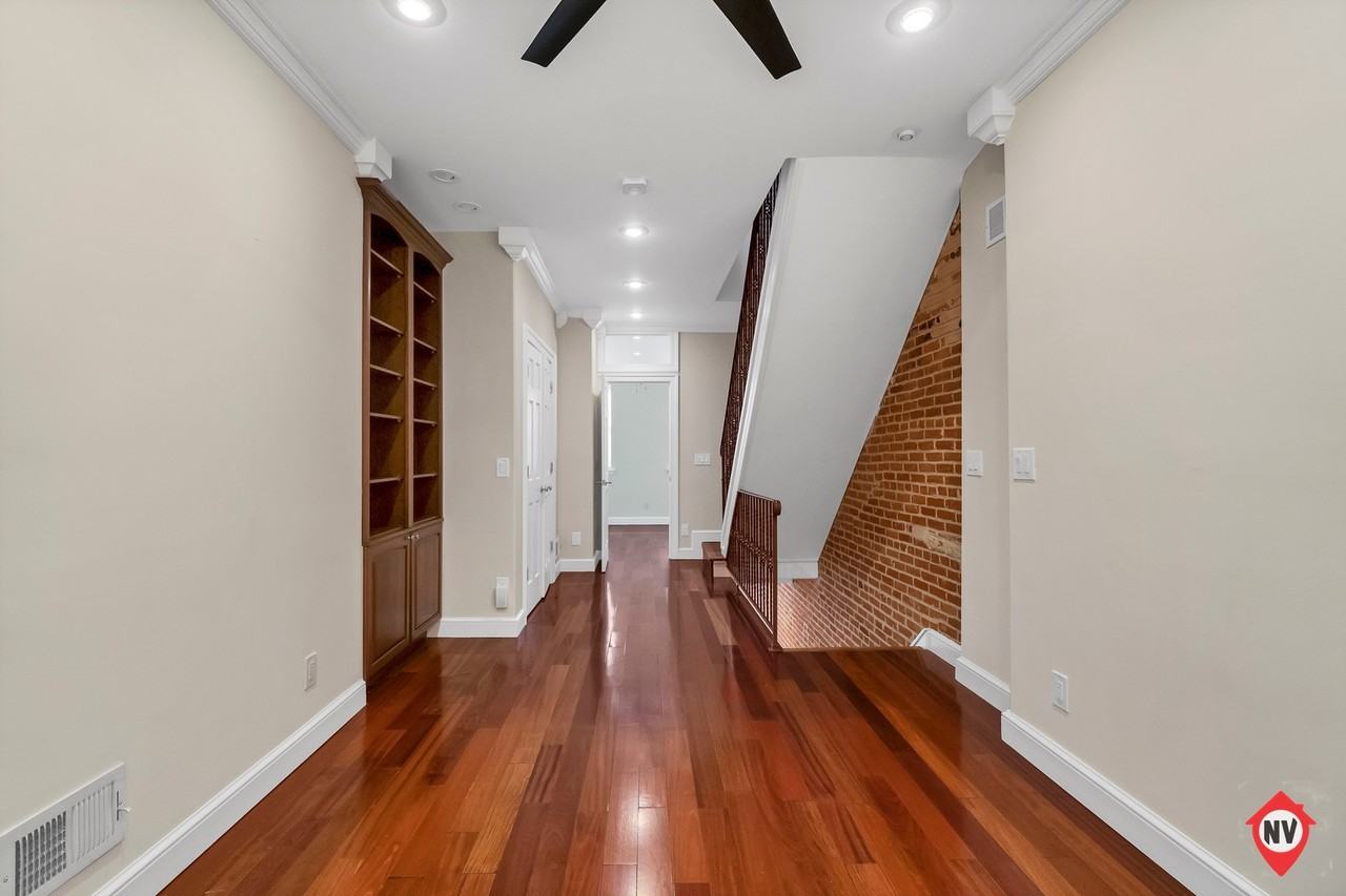 705 Van Lill St - Photo 7 of 16