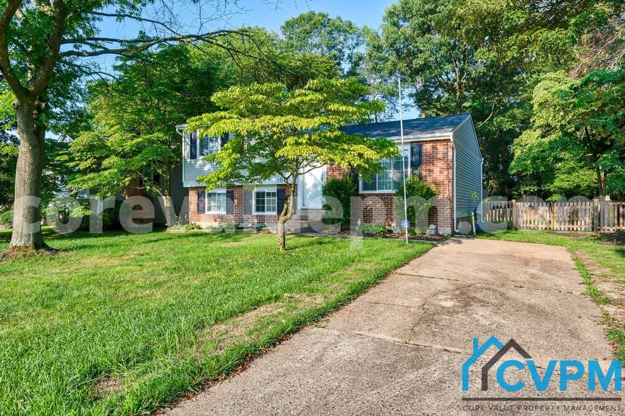 7714 Baggins Rd - Photo 2 of 28